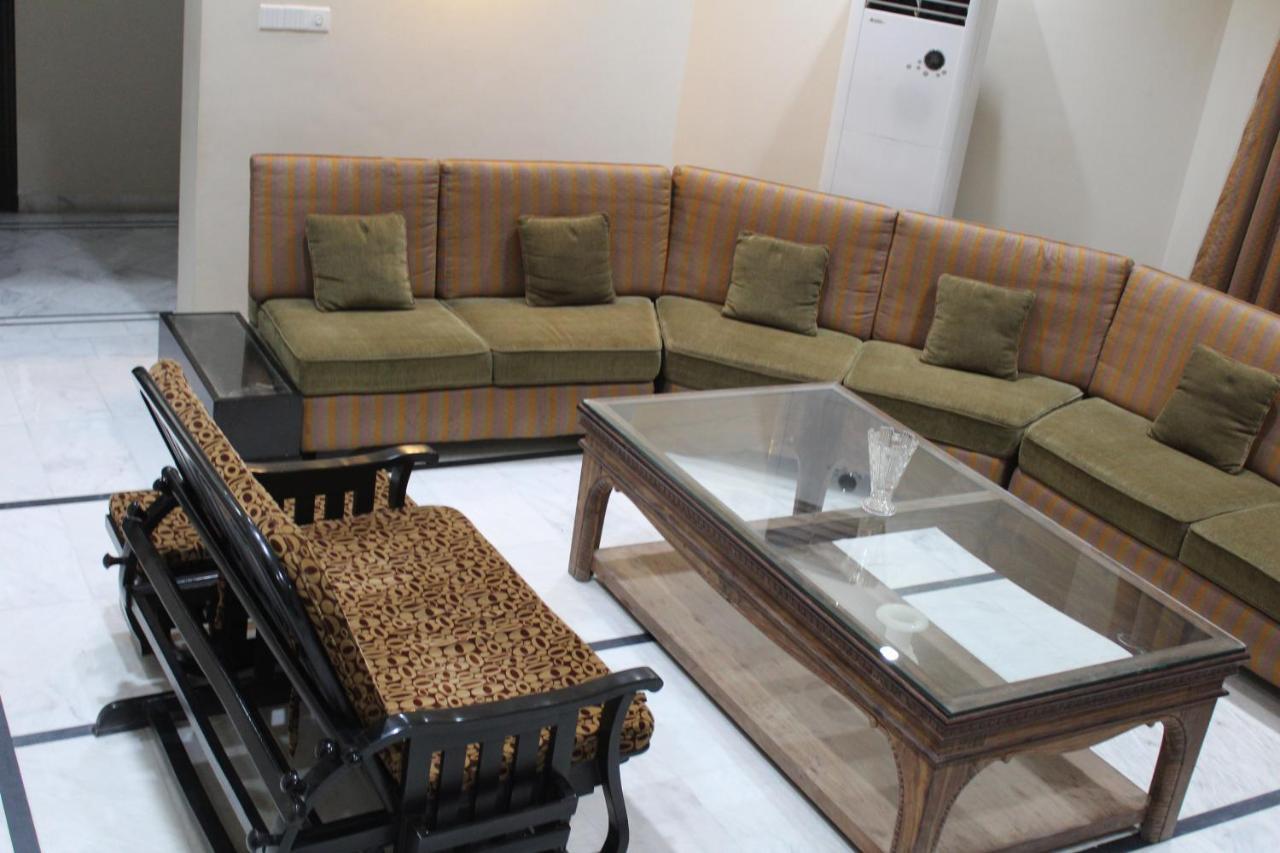 Hotel State Residency Bahawalpur Esterno foto