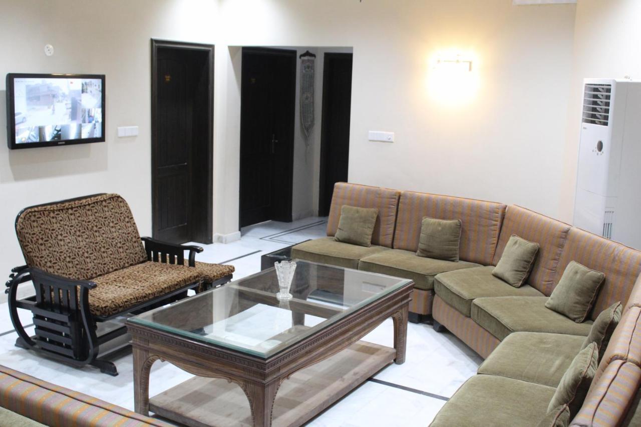 Hotel State Residency Bahawalpur Esterno foto