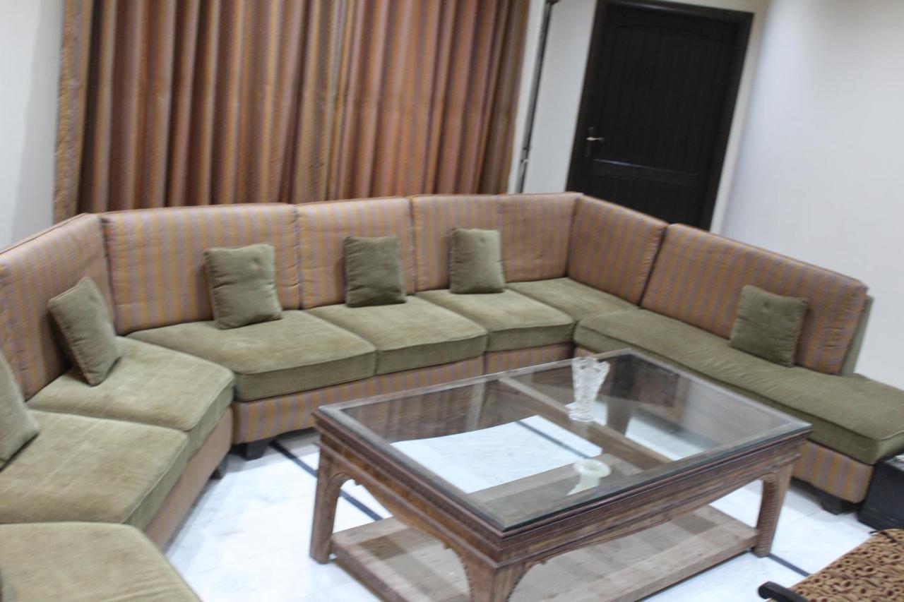 Hotel State Residency Bahawalpur Esterno foto